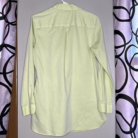 Coldwater Creek light green button front longer length blouse - Picture 7 of 7